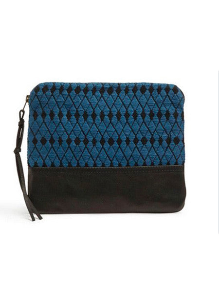Mercado Global - Hand Woven clutch